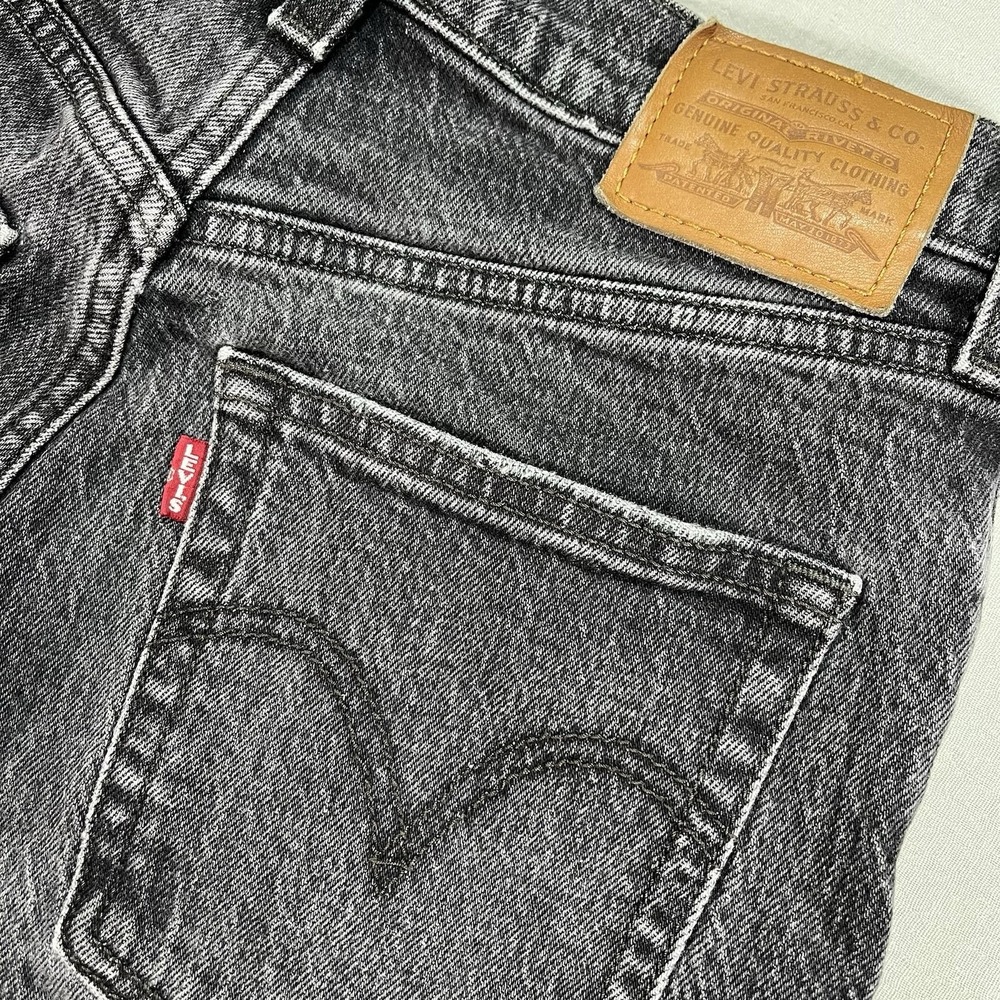Levi's Premium Ribcage Shorts Size‎ 26 Black Cut Off Frayed Hem Button Fly Big E